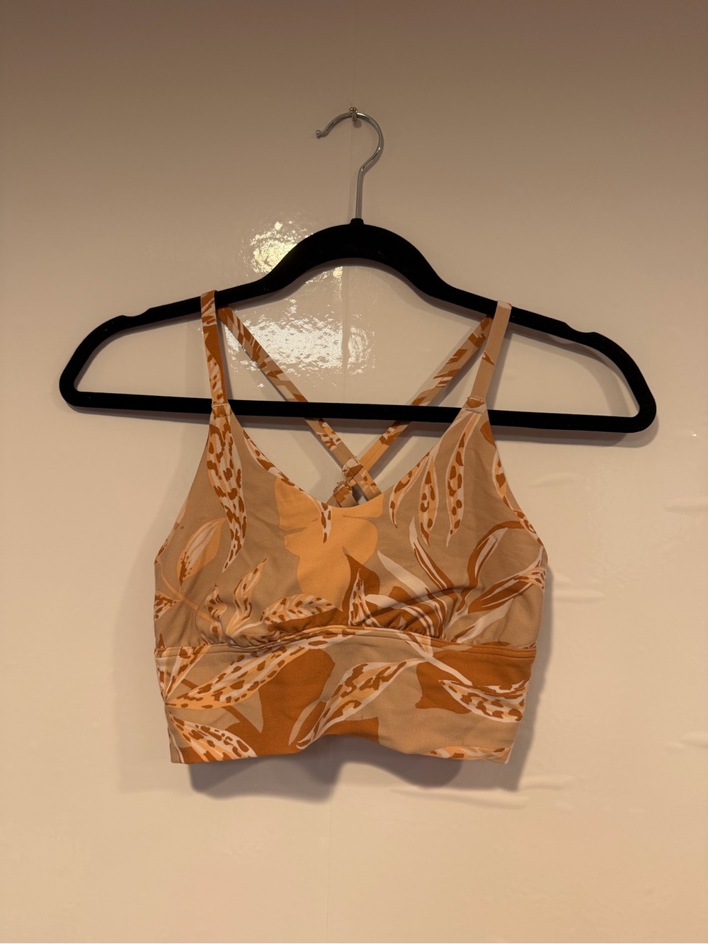 Aerie Crisscross Strappy Crop Top in Tan & Cream Leaf Print‎